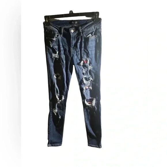 Judy Blue Skinny distressed jeans with Aztec accents size 5/27 - Picture 1 of 4